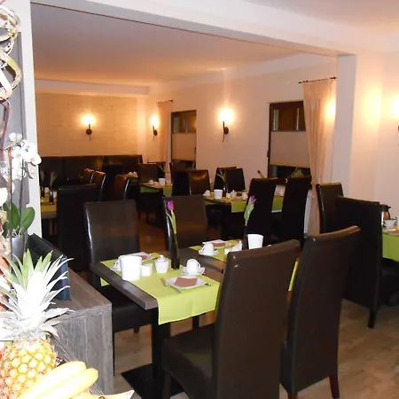 Hotel Weisse Elster 3*