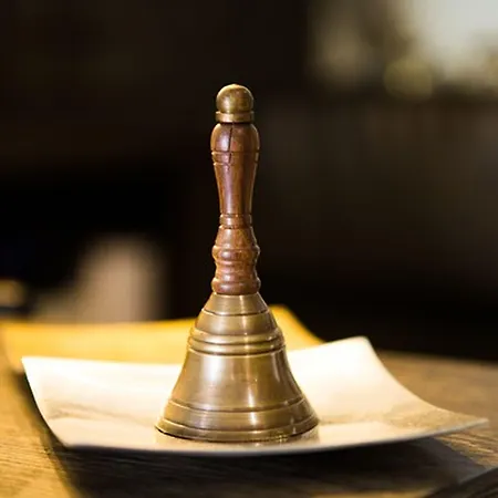 Отель Weisse Elster Цайц