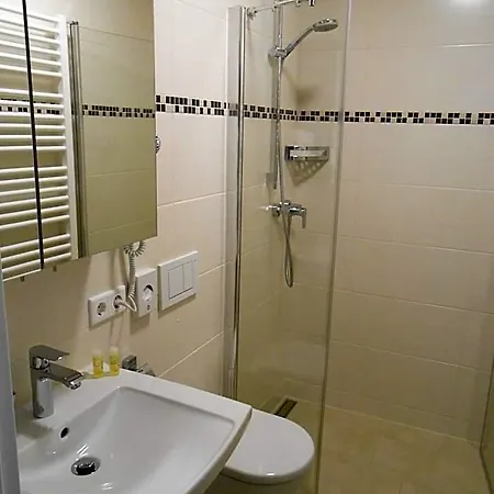 Hotel Weisse Elster 3*