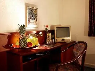 Отель Weisse Elster 3*