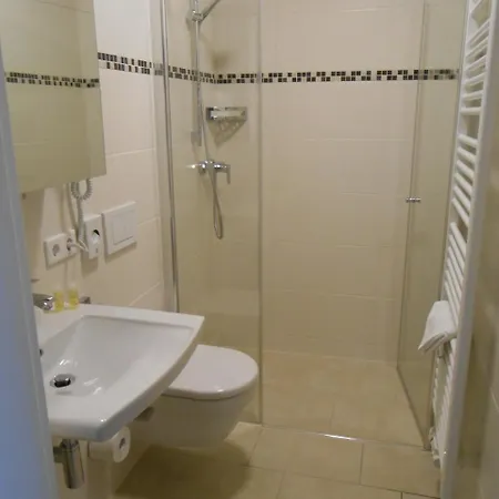 Weisse Elster Отель 3*