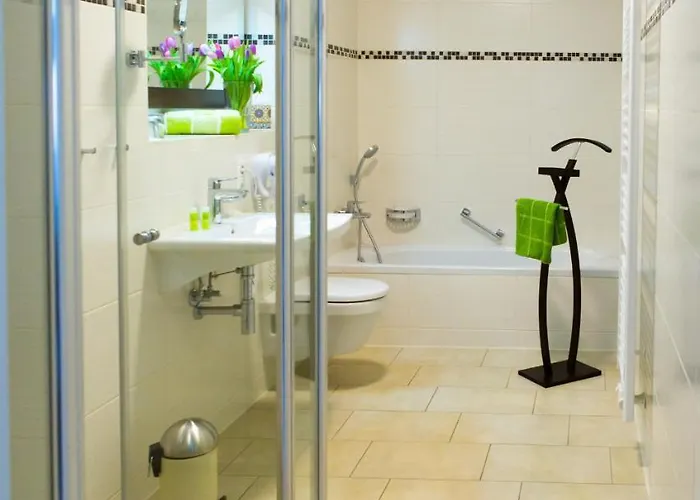 ホテル Weisse Elster 3*